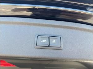 Audi RS3 RS 3 Sportback S tr. PANO RS-Abgas Matrix HUD