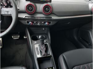 Audi Q2 S line 40 TFSI quattro Matrix Navi Kamera