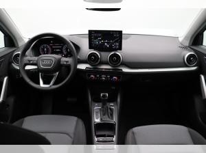 Audi Q2 35 TDI . Matrix Navi ACC AHK