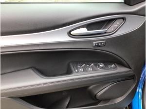 Alfa Romeo Stelvio MY24 Veloce 2.0 - Navi Kamera *Black Weeks*