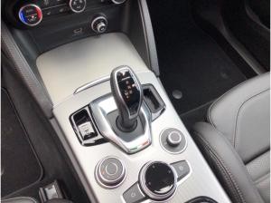 Alfa Romeo Stelvio MY24 Veloce 2.0 - Navi Kamera *Black Weeks*