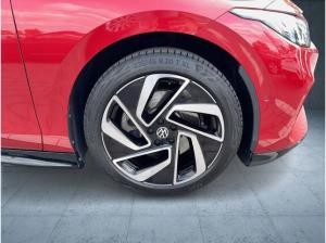 Volkswagen ID.7 Tourer Pro AHK/Matrix/Black/360/Assist/H&K/