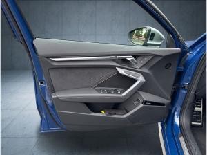 Audi S3 Limousine Akrapovic/Pano/sonos/Matrix/HuD/Kam