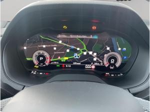 Audi Q2 S line 35 TDI qu. Matrix AHK Navi Teilleder
