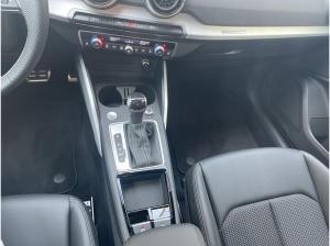 Audi Q2 S line 35 TDI qu. Matrix AHK Navi Teilleder