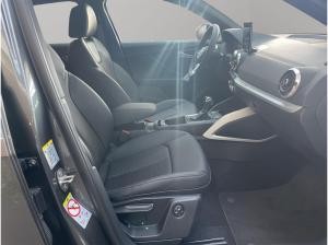 Audi Q2 S line 35 TDI qu. Matrix AHK Navi Teilleder