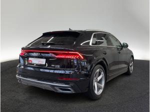 Audi Q8 S line 55 TFSI quattro Pano Matrix AHK B&O Kamera