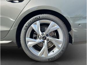 Audi A4 Avant 35 TDI S-tronic S line LED Virtual Cockpit Navi ACC AHK