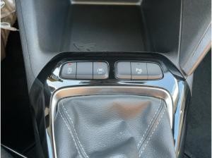 Opel Corsa F 1.2 Turbo SHZ+Winterp.+PDC+SpurH