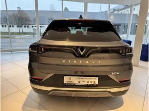 VinFast VF8 AWD Plus