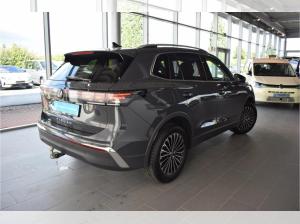 Volkswagen Tiguan Elegance 2.0 TDI DSG NAVI PDC AHK Klima