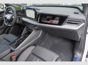 Audi Q5 S-line, Tech pro, MMI experience pro, Luftfahrwerk