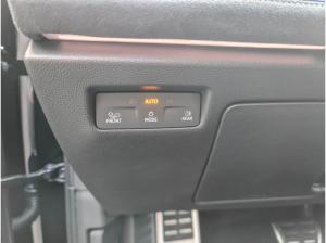 Volkswagen Passat R-Line eHybrid AHK Matrix Keyless DCC