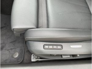 Volkswagen Passat Var. Elegance 2.0 TDI DSG