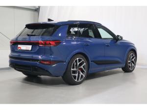 Audi SQ6 e-tron edition one blue B&O*Panorama*Matrix-LED