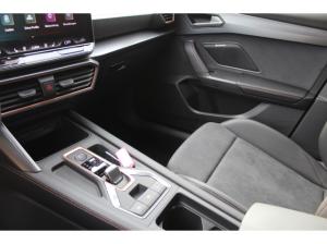 Cupra Leon Sportstourer 1.5 TSI DSG e-Hybrid VZ AHK LED KAMERA DCC ACC GRA 19