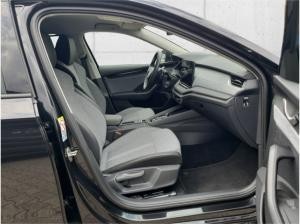 Skoda Octavia Combi Selection 2.0 TDI HUD Navi 360 Kamera LED