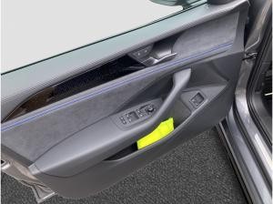 Volkswagen Passat R-Line 1.5l eHYBRID *Tageszulassung - sofort verfügbar*