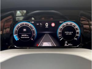 Volkswagen Golf VIII 1.5 TSI Life AHK Navi Sitzhzg