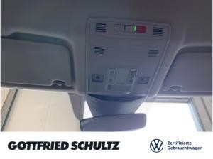 Volkswagen T-Roc STYLE TSI AHK STANDHEIZUNG NAVI EINPARKHILFE