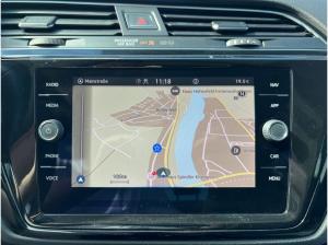 Volkswagen Touran Comfortline 2.0 TDI DSG / 7-Sitze, Pano
