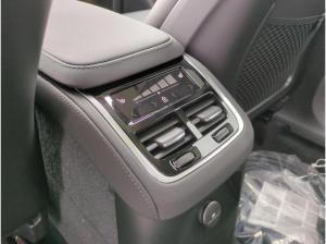 Volvo XC90 T8 PHEV Ultra Dark Matrix AHK