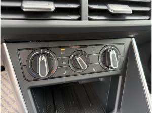 Volkswagen Polo Life1,0l 80 PS/ PDC/ 4 Seasons/ SHZ