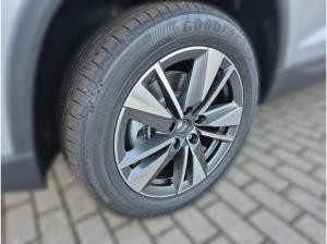 Skoda Karoq 1.5 TSI Tour +ACC+AHK+NAVI+GRA+PDC+SHZ+