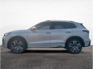 Volkswagen Tiguan R-Line 2,0 l TDI SCR 4MOTION PANO*AHK*WINTERRÄDER*LEDER*HEAD-UP*