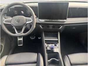Volkswagen Tiguan R-Line 2,0 l TDI SCR 4MOTION PANO*AHK*WINTERRÄDER*LEDER*HEAD-UP*