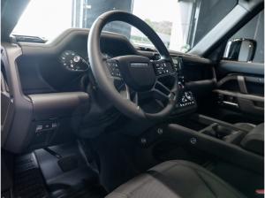 Land Rover Defender D300 X-Dynamic SE