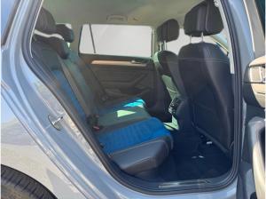 Volkswagen Passat Variant 2.0 TDI DSG STHZ AHK NAVI ACC KAM LED SHZ PDC LM