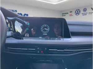Volkswagen Golf VIII Style 1.5 eTSI DSG,ACC,HUD,IQ.LIGHT,SHZ
