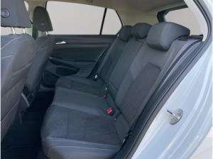 Volkswagen Golf VIII Style 1.5 eTSI DSG,ACC,HUD,IQ.LIGHT,SHZ