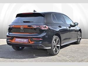 Volkswagen Golf VIII 1.5 eHybrid DSG GTE Black Style