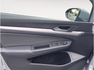 Volkswagen Golf VIII Variant 1.5 TSI Life ACC Climatr. SHZ