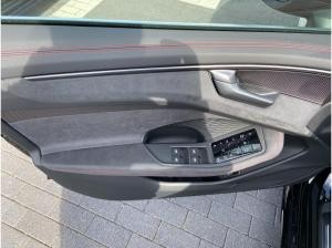 Audi A6 Avant TFSI Quattro+Pano+B&O(MT)