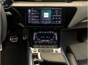 Audi Q8 e-tron 55 - advanced - AHK/PANO/Matrix/HuD