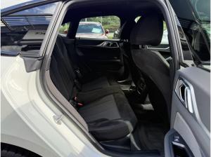 BMW i4 xDrive40 Gran Coupé M Sport //Stop&Go HUD