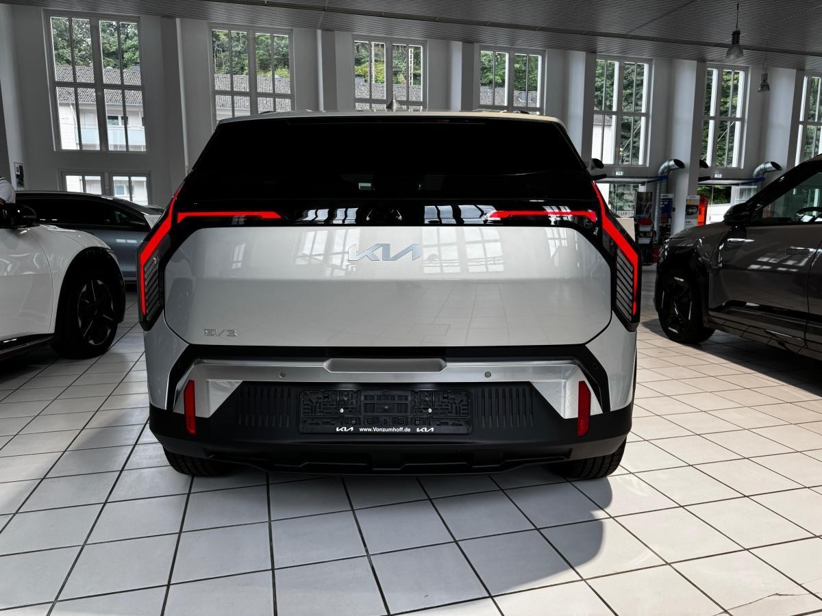 Kia EV3 81 kWh Earth +P3+P4+P5 INKL. VOLLKASKO