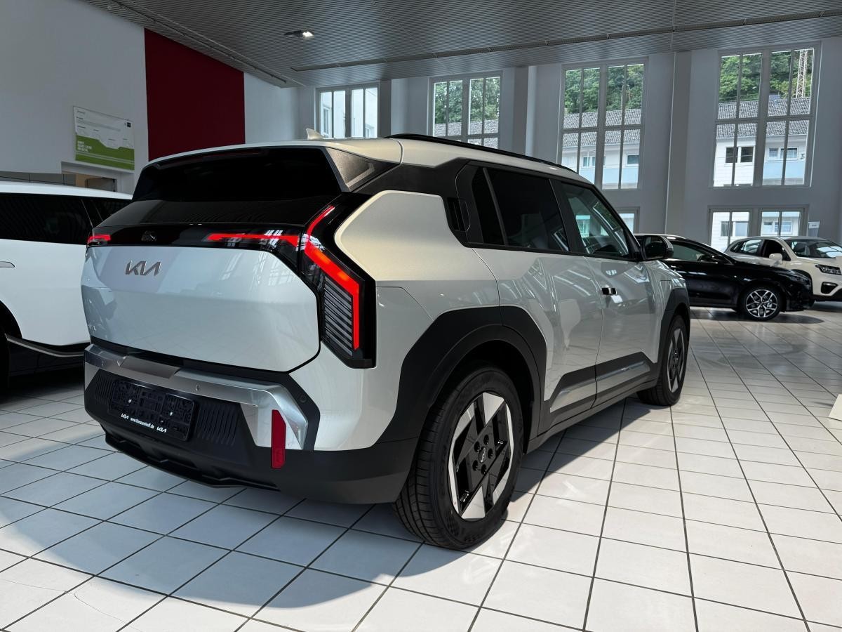 Kia EV3 81 kWh Earth +P3+P4+P5 INKL. VOLLKASKO