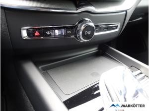 Volvo XC60 B5 AWD Plus Black Edition/360°CAM/AHK/FHZ