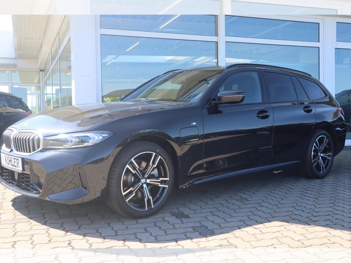BMW 330 e Touring/M-Sport/360°/ACC/DrivingAss./Head-Up/Adapt.LED/Komfortzugang