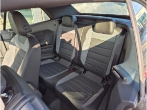 Volkswagen T-Roc R-Line DSG AHK-abnehmbar Navi Leder digitales Cockpit LED ACC Apple CarPlay