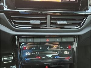 Volkswagen T-Roc Cabriolet R-Line DSG AHK Leder Klimaautom Keyless Verkehrszeichenerk. Alarm