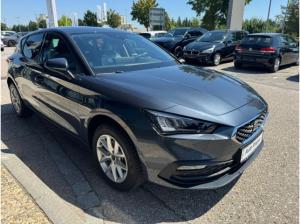 Seat Leon Road Edition DSG AHK Navi LED Sperrdiff. ACC Apple CarPlay Android Auto