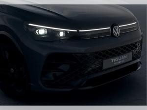 Volkswagen Tiguan R-Line eHybrid Black CarPlay Matrix Leder