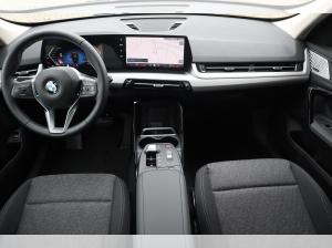 BMW X1 sDrive18i/AHK/RKF/DrivingAss./HK/Sitzverst.elektr.Memory