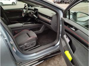 Volkswagen ID.7 Tourer GTX 4Motion 250kW -  86 kWh AHK Panorama CCS SHZ ACC DAB+ Wärmepumpe Navi HUD Area View LM