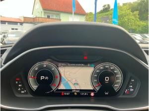 Audi Q3 40 TDI quattro S-tronic / MMI-Navi plus, RFK